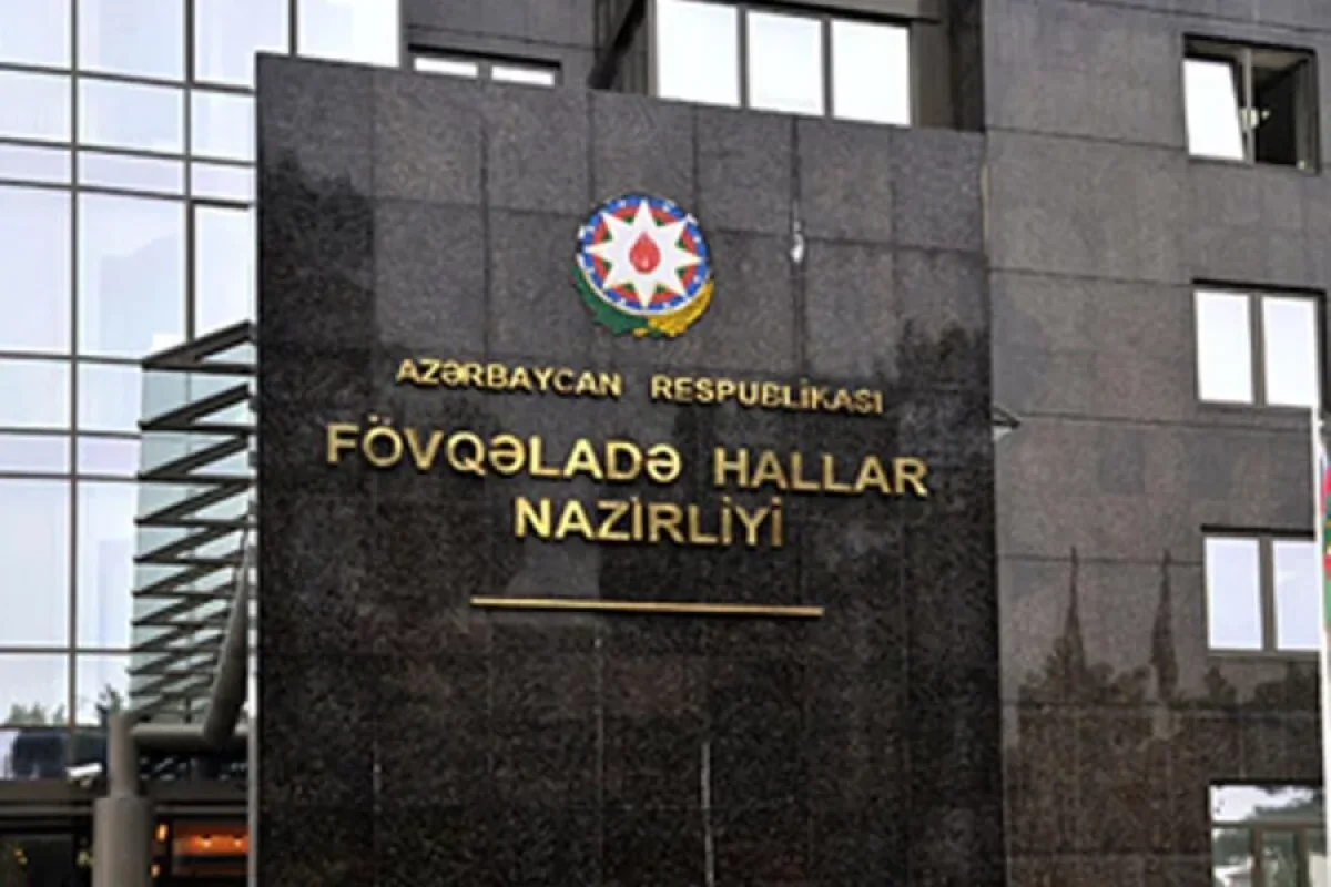 Xırdalanda yaşayış kompleksində yanğın baş verib, - təxliyə olunanlar var