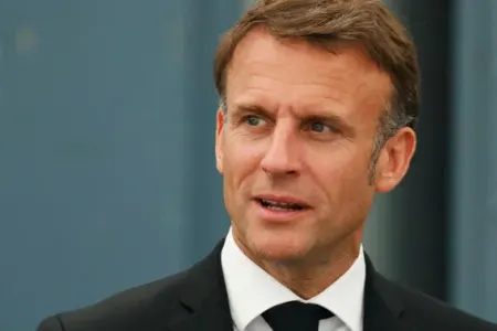 Fransa Prezidenti yeni hökuməti elan etdi