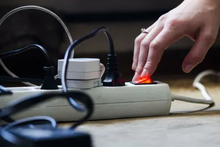 Mətbəxdə uzatma kabeli istifadə edənlərə VACİB XƏBƏRDARLIQ!