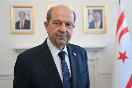 Ersin Tatar Azərbaycanda səfərdədir