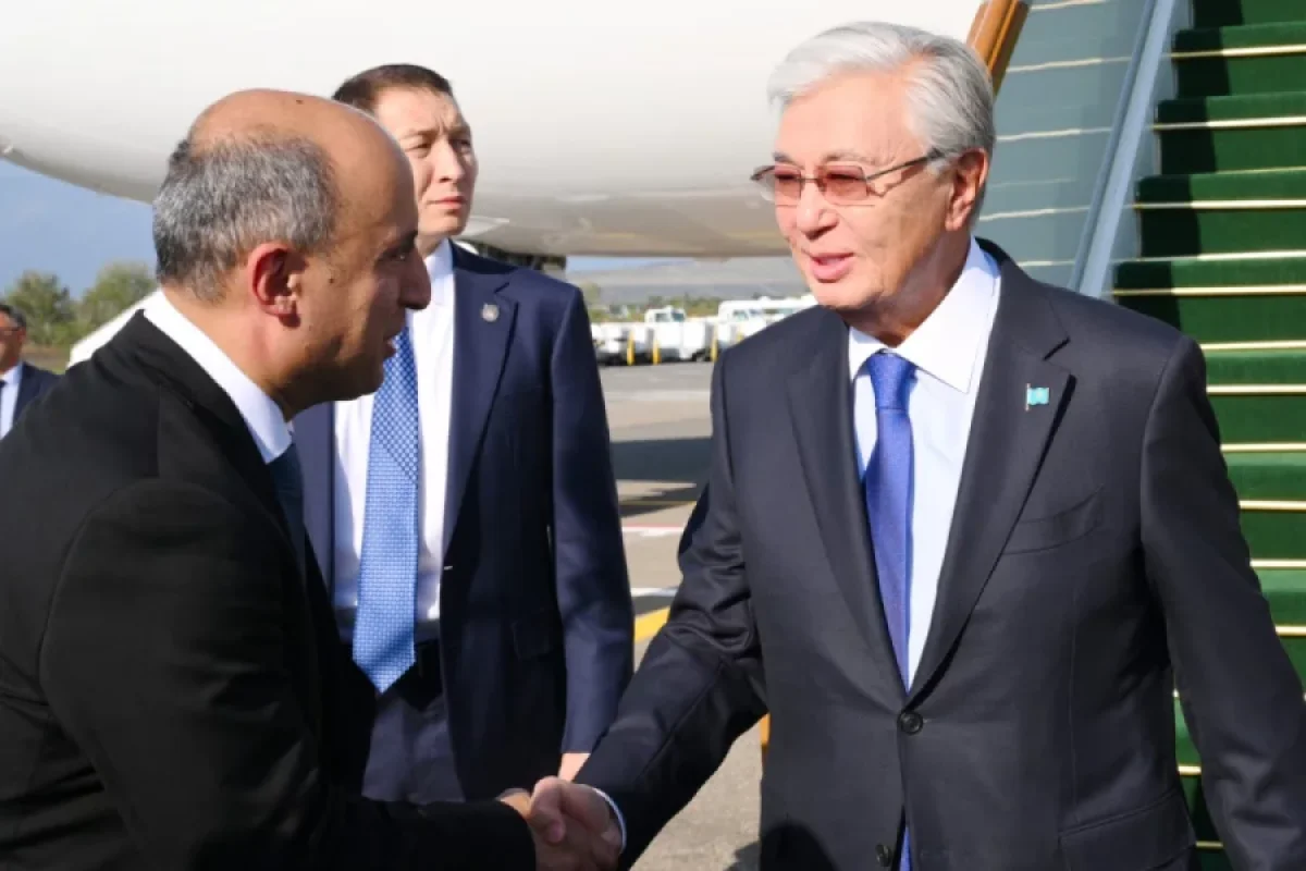 Tokayev Azərbaycana səfərə gəlib - Foto