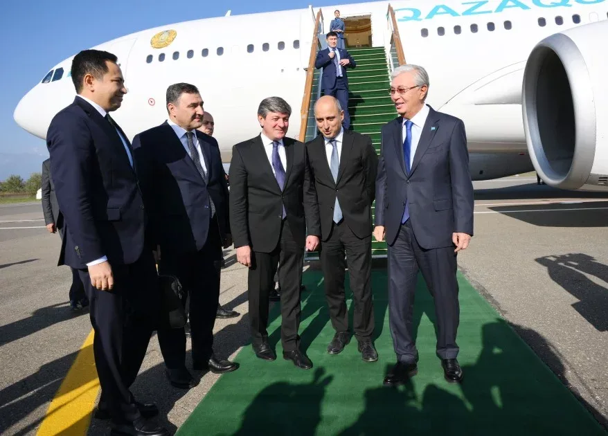 Tokayev Azərbaycana səfərə gəlib - Foto
