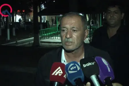 "Uşaqların yanında Lamiyəyə 11 bıçaq vurub başını divara çırpıb” - Video