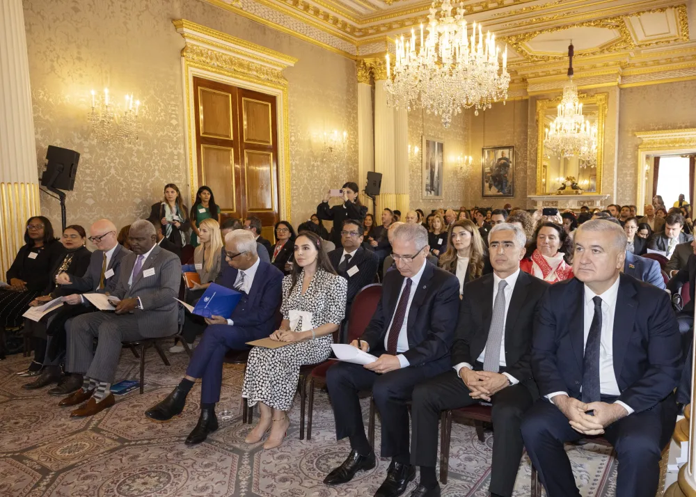 Leyla Əliyeva Londonda yüksəksəviyyəli iqlim dialoqunda - Fotolar