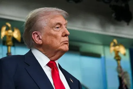 “Bunu etməsəydik, onların nüvəsi olacaqdı” - Tramp