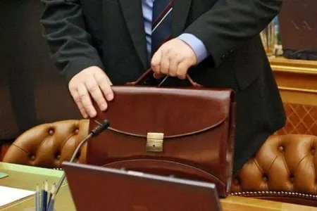 Aslan Rəhimov işdən çıxarıldı