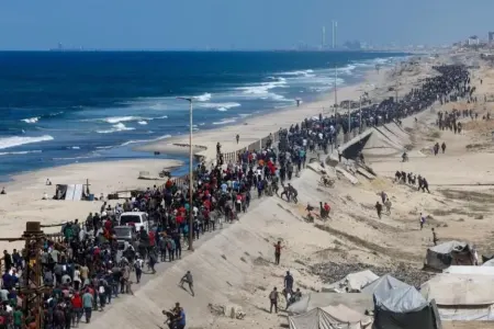 Fələstinlilər Qəzzaya qayıdırlar - Video