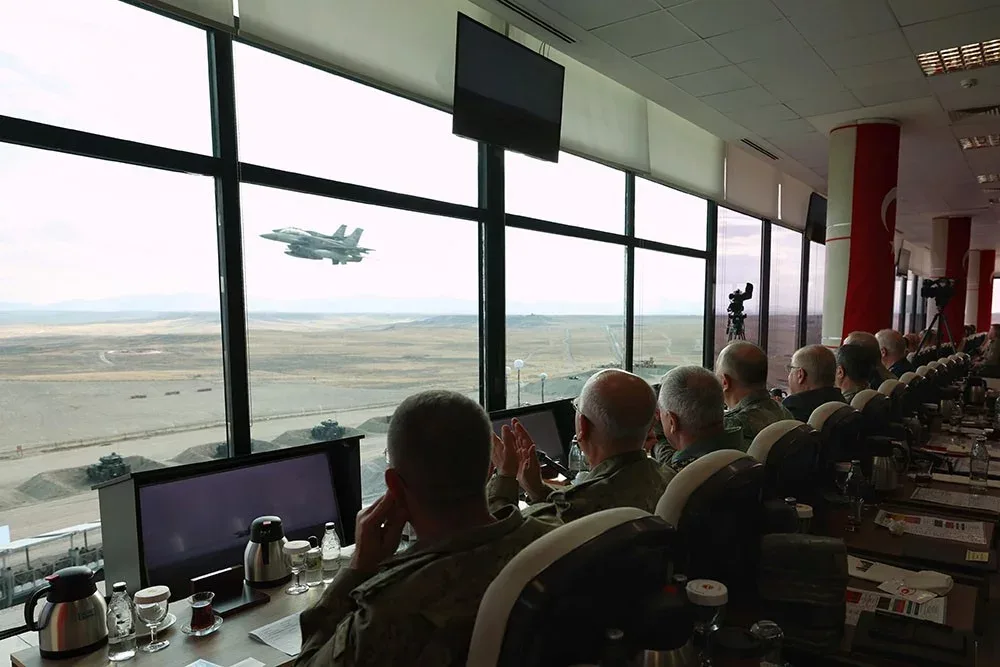 Kərim Vəliyev Türkiyədə “Atəş Sərbəst-2025” təlimini izlədi - FOTO