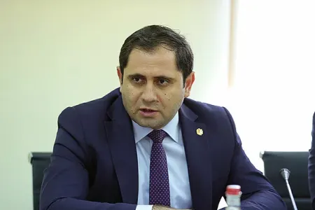 Papikyan ABŞ-yə yollandı