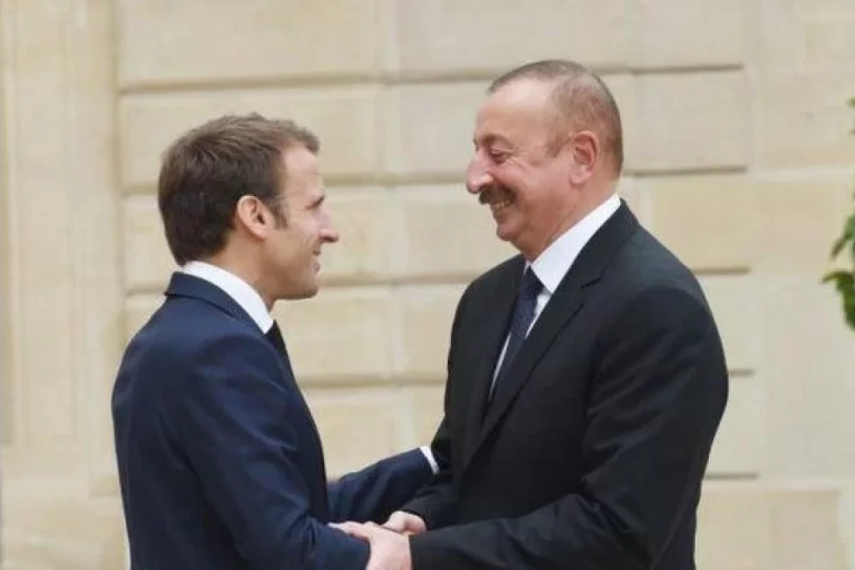 Azərbaycan və Fransa prezidentləri görüşdü - VİDEO