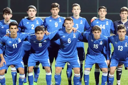 Millimiz yenə 5 qol buraxaraq uduzdu