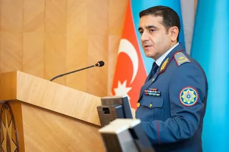 General bu səbəbə görə vəzifəsindən azad edilibmiş