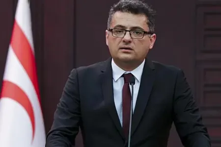 Şimali Kiprin yeni prezidenti o oldu