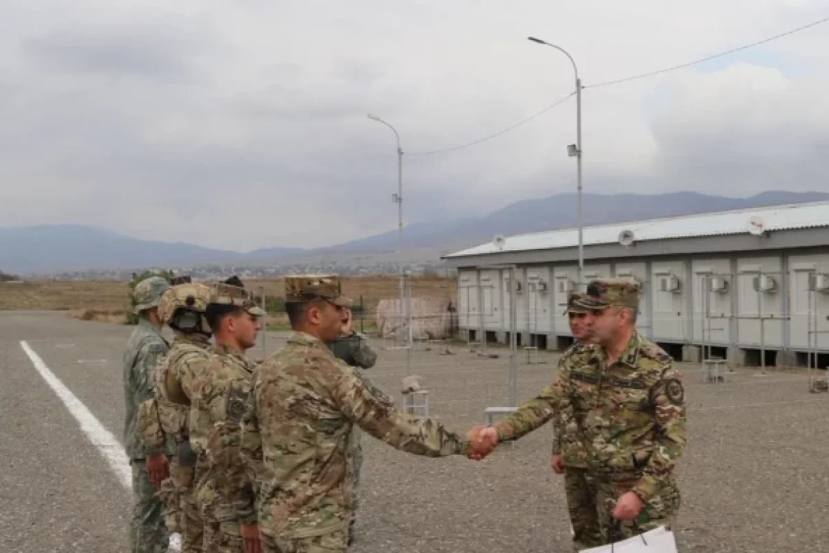 Hərbi prokuror xüsusi təyinatlılarla görüşdü - Fotolar