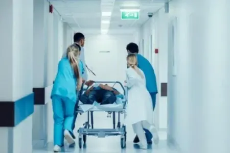 Azərbaycanda qəribə hadisə: Səhvən arvadına zəng edən şəxsi bıçaqladı