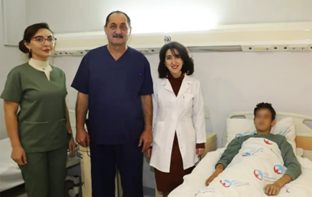 17 yaşı var, taxta udub... - Foto