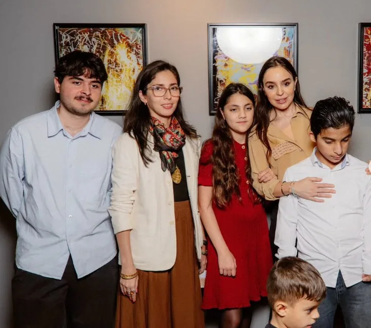 Leyla Əliyeva Əminə ilə sərgidə... - Fotolar