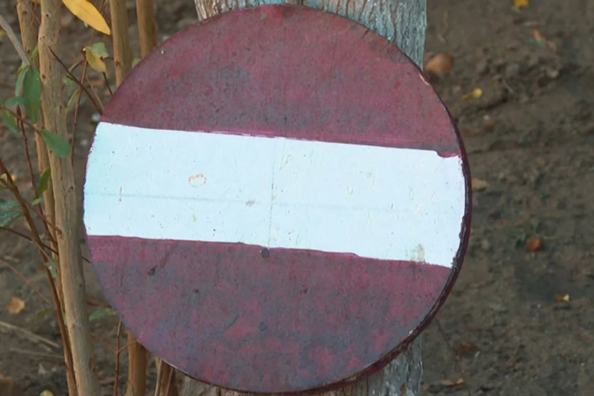 Ərini basdırdığı yerə “giriş qadağandır” nişanı qoyubmuş - Video