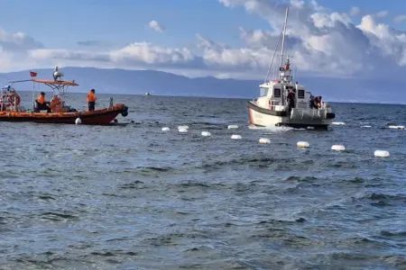 Bodrum sahillərində faciə: Miqrant qayığı batdı, ölənlər var 