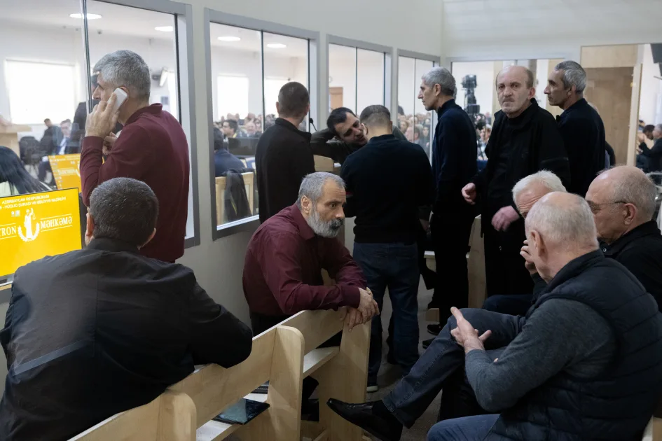 Azərbaycanca “hamınızı öldürəcəyik” deyib - Fotolar