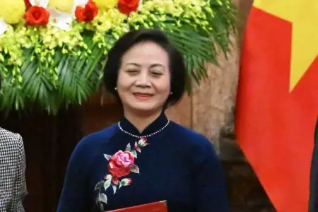 Vyetnam tarixində ilk: Baş nazirin müavini bir qadın oldu