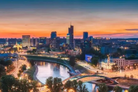 Litva hava məkanını bağladı