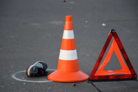 Sarayda avtomobil yeniyetmələri vurdu: Ölən və xəsarət alan var