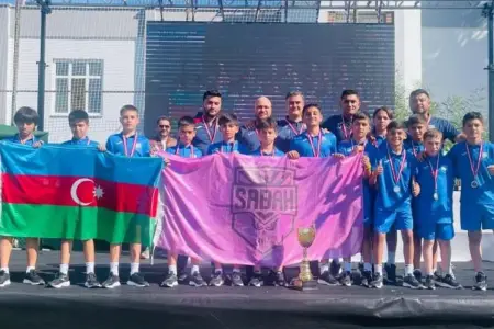 "Sabah"ın U-12 komandası Türkiyədə çempion oldu