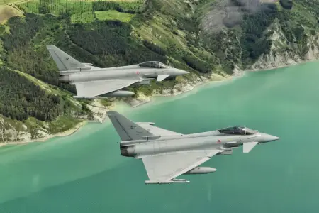 Türkiyə Britaniyadan 44 ədəd “Eurofighter” döyüş təyyarəsi alacaq