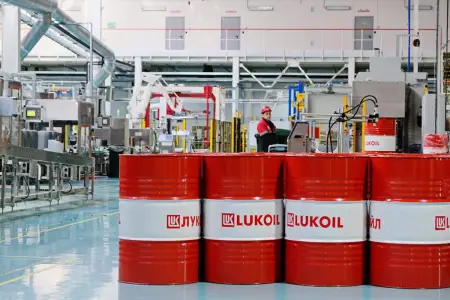 "Lukoil" xaricdəki səhmlərini satır