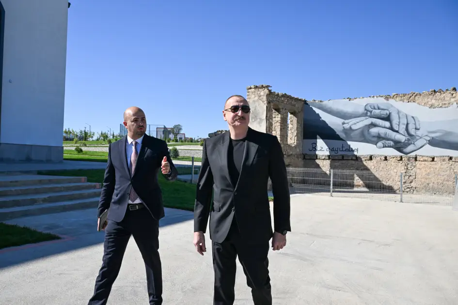 Prezident Cəbrayıldadır - Fotolar