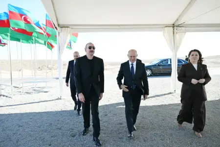  “Şəms” və “Üfüq” Günəş Elektrik stansiyalarının təməlini qoyuldu - Foto