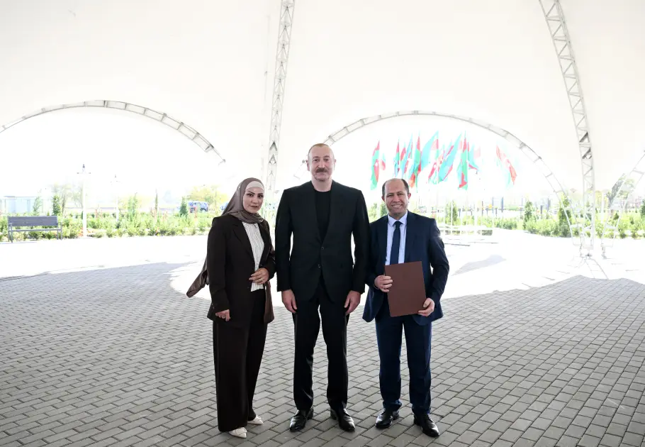 İlham Əliyev onlarla da görüşdü - Fotolar