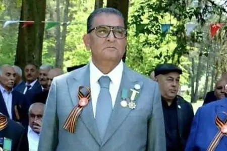 Üçüncü oğlu da işdən çıxarıldı