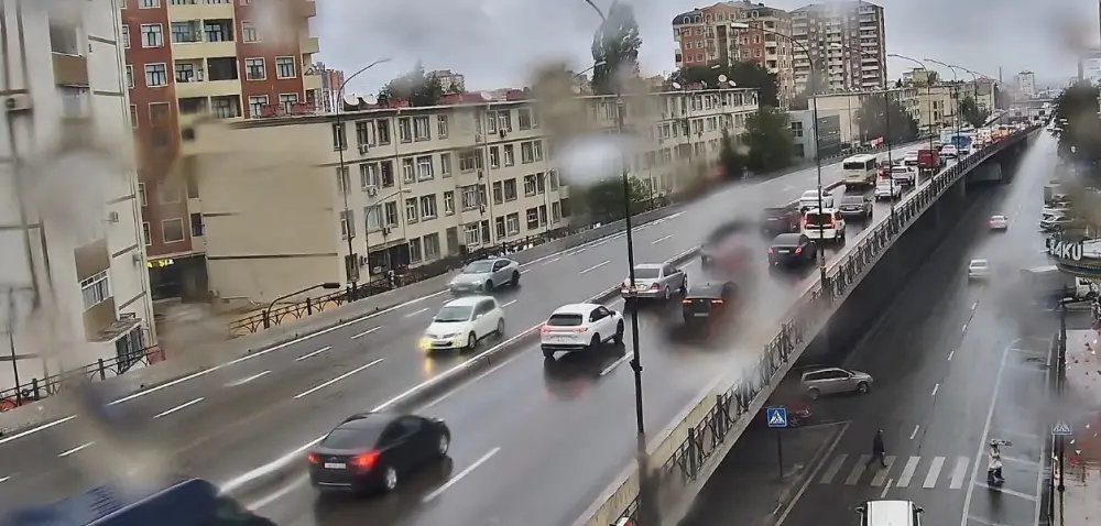 Hazırda Bakı yolları - Foto