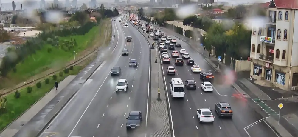 Hazırda Bakı yolları - Foto