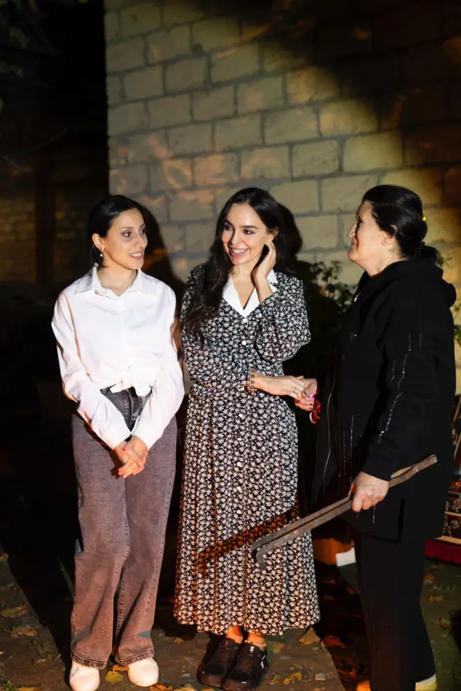 Leyla Əliyeva “Gənc arıçı” layihəsinin iştirakçısı ilə görüşdü - Fotolar