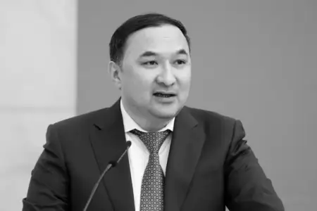 Tokayevin sabiq müşaviri döyülərək öldürüldü