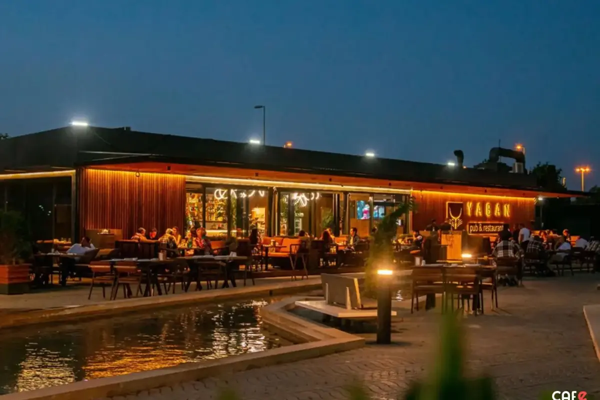 Bulvardakı məşhur restoranda insident – Həbs edilən var