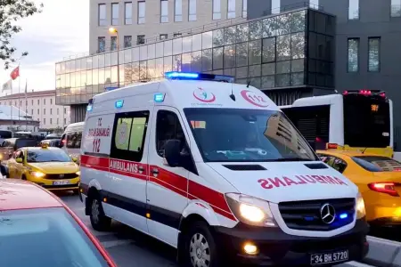 İstanbulda dəhşətli ailə faciəsi: Ata oğlunu və qardaşını qətlə yetirdi