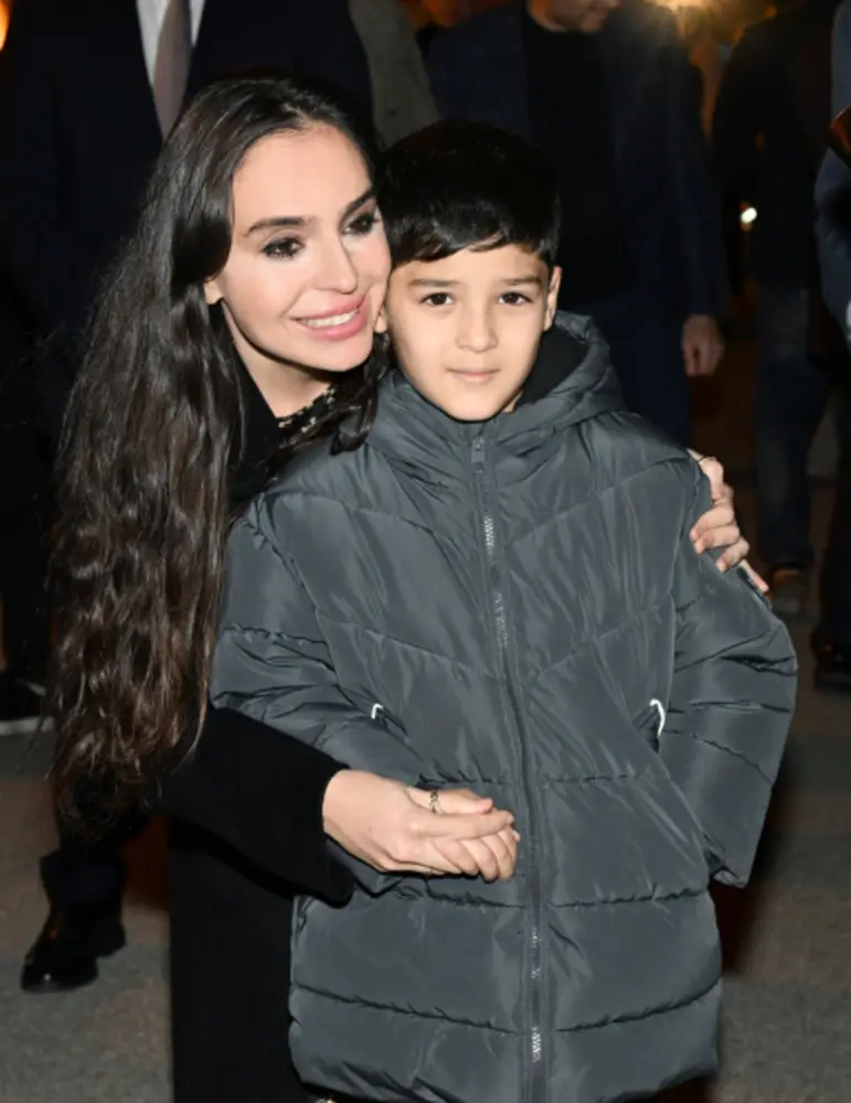 Əliyevalar “Baku Steel Art 2025” və “Son dalğa” sərgilərini ziyarət ediblər – Foto