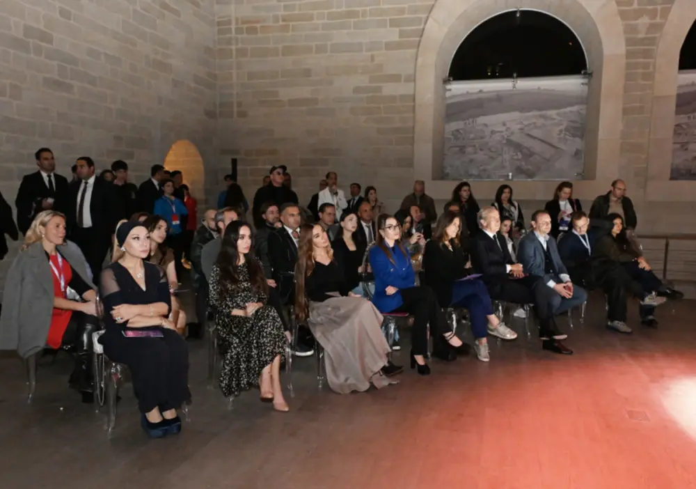 Leyla, Arzu və Alyona Əliyevalar “Suyun sirri” pantomim tamaşasını izlədilər – Fotolar