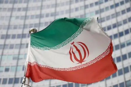 İranda iki hərbçi öldürüldü