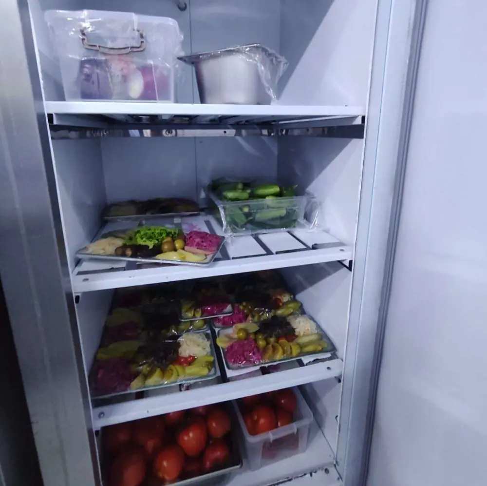 Bu restoranda məhsul nümunəsində uyğunsuzluq aşkarlandı - Foto