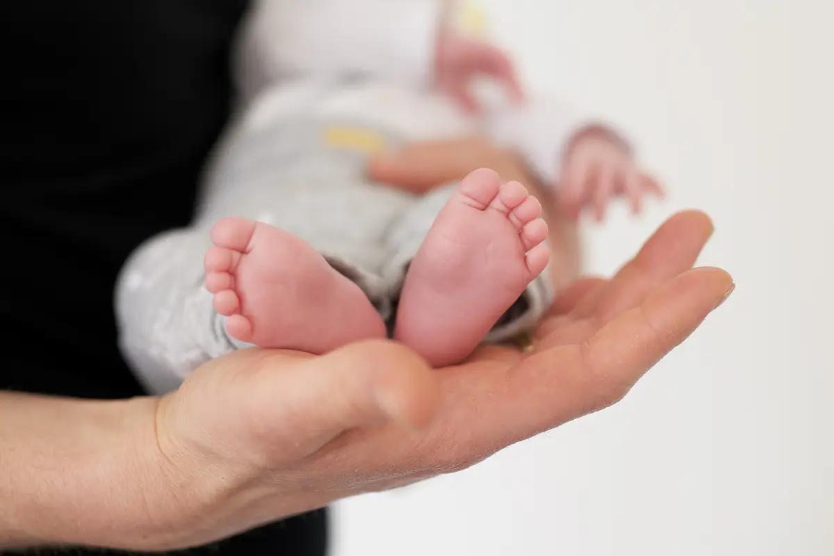 Tibbi möcüzə: həkimlər 300 qramlıq körpənin həyatını xilas etdilər – Foto