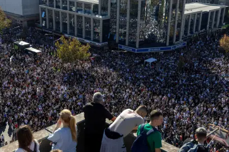 Minlərlə insan istəyinə çatdı – Serbiyada qərar verildi