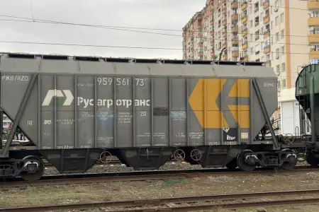 Buğda yüklü qatar Azərbaycandan keçib Ermənistana getdi - Fotolar