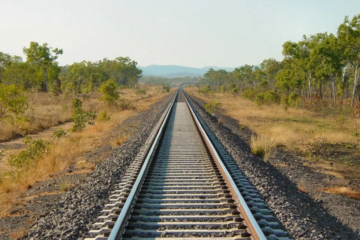 Sumqayıtda dəmir yolundan rels oğurladılar