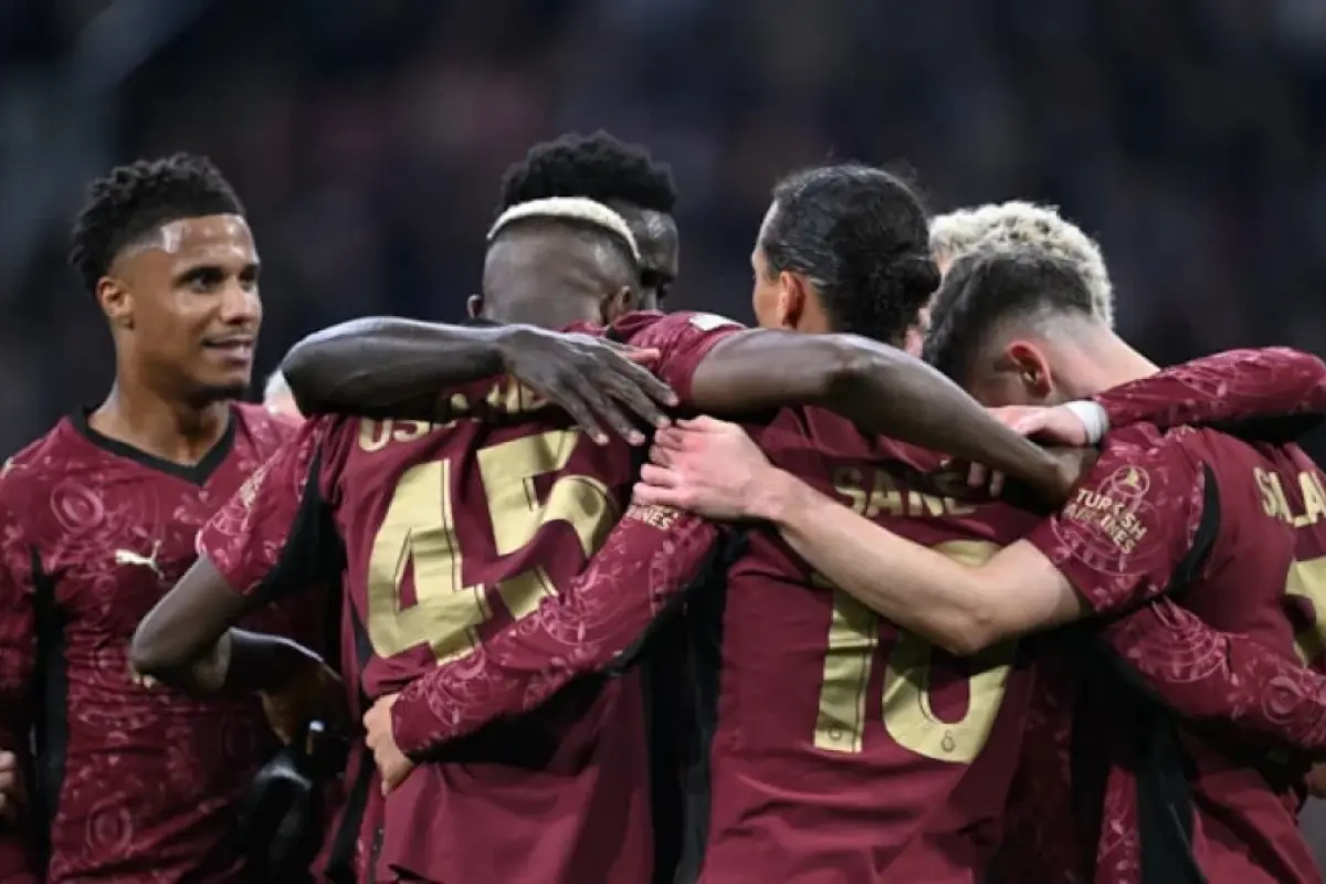 "Qalatasaray"dan "Ayaks" üzərində tarixi qələbə