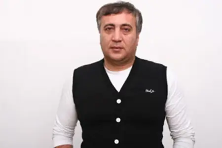 Tanınmış meyxanaçı sevgilisini bıçaqladı